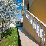 Appartamento Cozy Abazi Pola