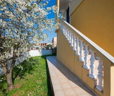 Apartament Cozy Abazi Pula