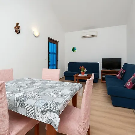 Appartement Cozy Abazi *